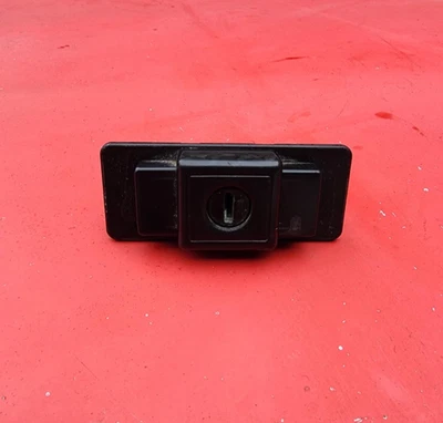 1995-1999 MITSUBISHI ECLIPSE GLOVE BOX LATCH STORAGE COMPARTMENT LOCK OEM BLACK - Image 1 of 4