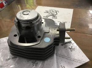 PEUGEOT Ersatzteil 764131 804167  ZYLINDER MIT KOLBEN 2 -Takt Neu / New - Bild 1 von 2