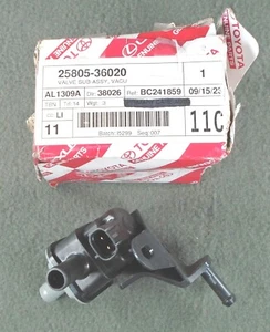 Electroválvula de purga bote de vapor piezas originales Toyota nuevo OEM 25805-36020 - Imagen 1 de 3