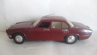 JAGUAR XJ 6L POLISTIL SCALA 1/25 - Immagine 1 di 3