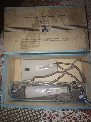 GRUNDIG GBM 125 Vintage Grundig GBM 125 1960 Vintage Ribbon Microphone - Image 1 of 3