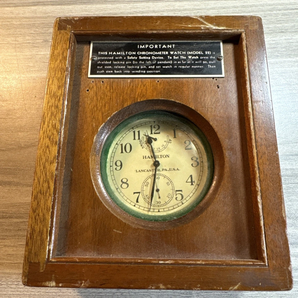 Cronómetro Hamilton Modelo 22 Navales de los Estados Unidos Años 40 con 21 Joyas y Estuche Segunda Guerra Mundial Foto 1 de 4