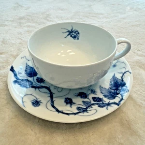 Williams Sonoma Ormonde Blue Raspberry Tasse und Untertasse Neuwertig! - Bild 1 von 7