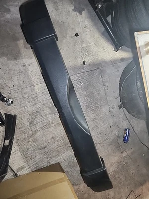 OEM Jeep Wrangler JK Rear Bumper with Side Brackets 1BD22RXFAE - Image 1 of 4