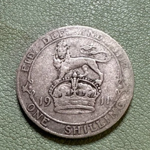1911 Great Britain Shilling Silver .925 Foreign Coin - Picture 1 of 8