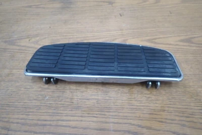 1994 HARLEY-DAVIDSON TOUR GLIDE ULTRA CLASSIC FLOOR BOARD 50621-79A - Image 1 of 4