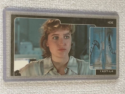 1997 Topps Widevision X-Files Showcase Laser Cut Card #L4 MT - Image 1 of 2