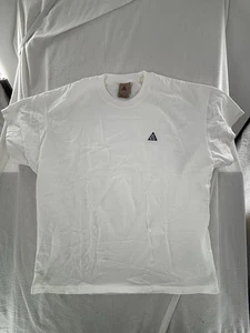 Camiseta Nike ACG Peso Pesado Bordado Logo Manga Corta Talla XXL - Imagen 1 de 9