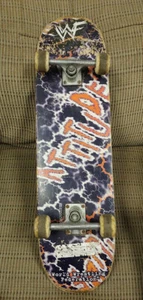 WWF WWE Attitude Era Skateboard Wrestling Memorabilia Vintage 2000 Titan Sports - Picture 1 of 8