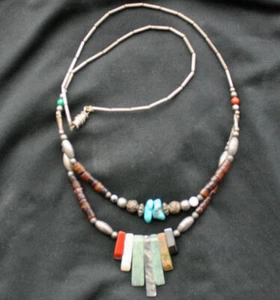 Collar de alpaca vintage Heshe tubo cuentas múltiples piedras - Imagen 1 de 4