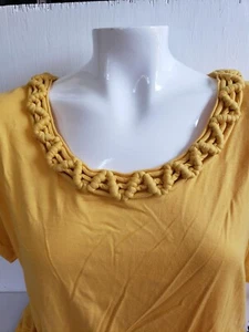 Dana Buchman NWT Women's Large Sunflower Yellow T Shirt Embellished Scoop Neck - Picture 1 of 9