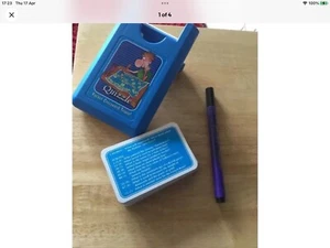 Vintage Quizzle 1980s Crossword Puzzle Trivia Pocket Game Cheatwell - Picture 1 of 3