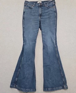 Wrangler Retro High Rise Flare Bell Bottom Jeans Women's 31x36 Blue Western - Picture 1 of 11