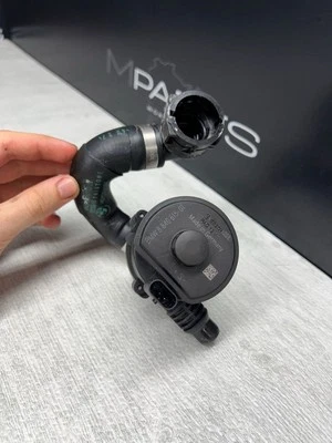 BMW 20-25 X5M X6M F95 F96 Auxiliary Water Coolant Pump OEM Foto 1 de 4