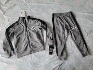 Boys NikeAir Jordan 2 Piece Set, Carbon Heather,  Size 4 - Picture 1 of 4