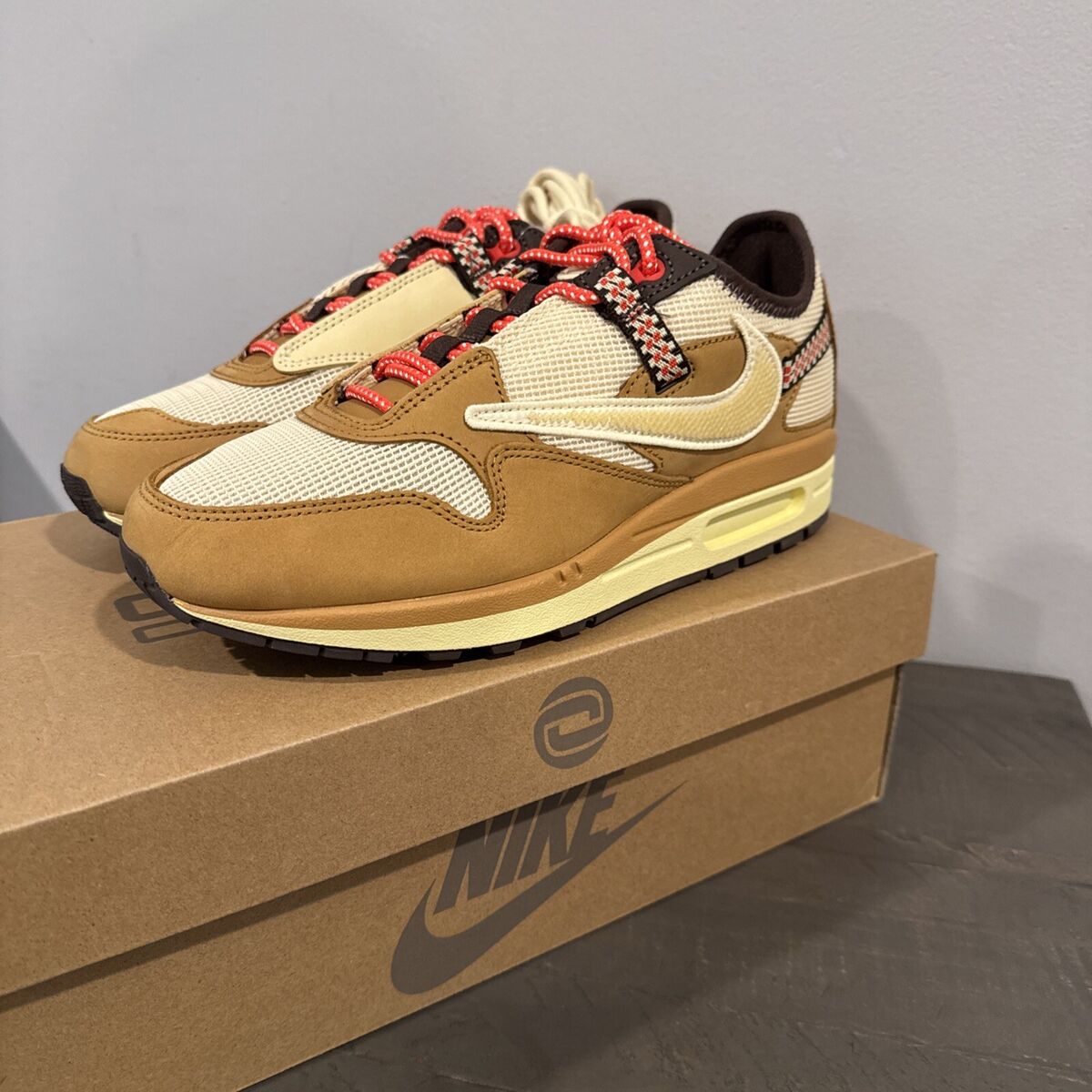 Nike Air Max 1 x Travis Scott Low Wheat for Sale Nike Air Max 1 x Travis Scott Low Wheat for Sale