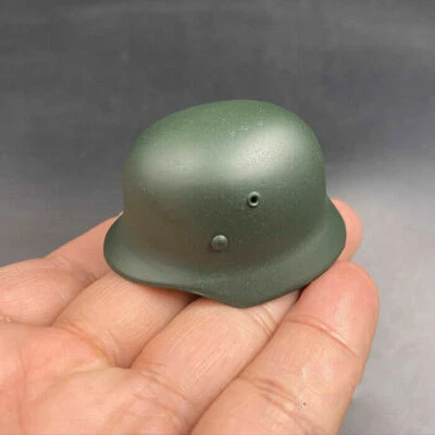 Modelo de casco de metal DML verde negruzco escala 1/6 soldado alemán de la Segunda Guerra Mundial M35  Foto 1 de 3