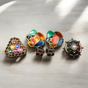 Vtg 6 Royal Colors Rhinestone Assorted Pop Art Buttons Shank Plastic Abstract - Picture 1 of 7