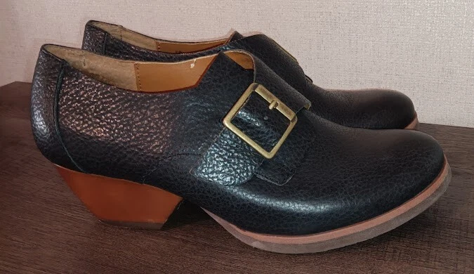 Bota de tornozelo KORKS Kork-Ease tamanho 8.5 couro preto fivela alça salto bloco - Imagem 1 de 4