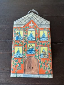 Vintage 1999 Eden Toys Madeline Doll House in Paris Carry Case Fold-Out Wardrobe - Picture 1 of 8