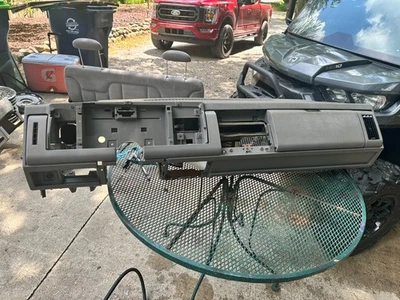 1988-94 CHEVROLET SILVERADO GMC SIERRA DASH C1500 K1500 GRAY DASH FRAME - Image 1 of 4