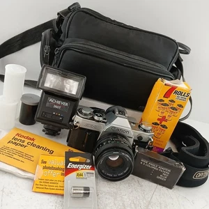 Canon AE-1 analoge Kleinbildkamera Kit mit 50mm Objektiv, Blitz, Tasche & Zubehörpaket - Bild 1 von 15