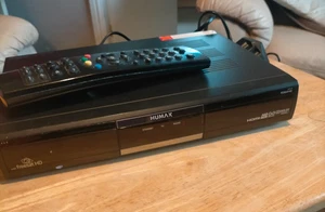 Humax Foxsat 7500029 HD Freesat Receiver – Tested & Working + Remote - Picture 1 of 8