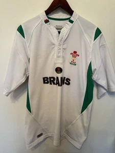Wales Rugby Shirt 2004/05 Away Reebok White Short Sleeved Size Medium Jersey   - Picture 1 of 9