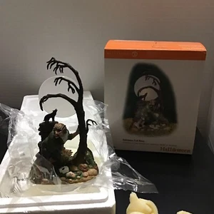 Department 56 Halloween Full Moon Werewolf Lighted Figurine 56.52960 - Picture 1 of 6