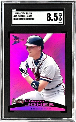 1999 年太平洋棱镜全息紫色 SP #180/320 CHIPPER JONES SGC 8.5 近乎完好-MT+ — 第 1/2 张图片