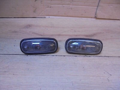 LAND ROVER FREELANDER 2005 ALERÓN DELANTERO INDICADOR LUCES REPETIDORAS LATERALES Foto 1 de 2