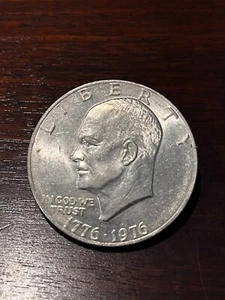 1776-1976  Eisenhower Liberty Bell Moon Silver One Dollar US Bicentennial Coin - Picture 1 of 2