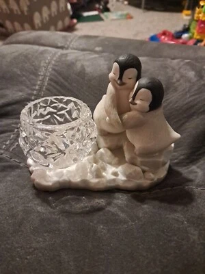 Candelabro PartyLite Polar Pals Penguins Abrazando Votivo TeaLight Sin Caja  Foto 1 de 4