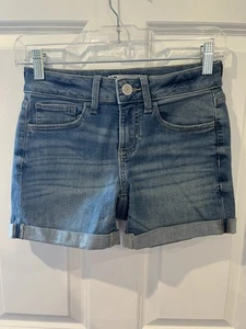 SO Low Rise Midi Jean Shorts Size 1/25 - Picture 1 of 3