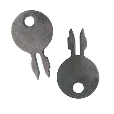 2Pcs Ignition Keys Fit for John Deere 2010 3020 5010 Massey Ferguson TO20 TO30 - Image 1 of 4