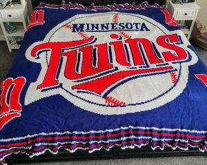 Minnesota Twins King Size Quilt 104"x100" Never Used Display Only Hand Crocheted - Picture 1 of 8