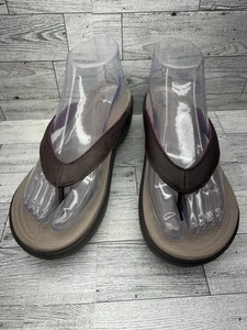 Crocs 200107 Capri Leather Strap Wedge Flip Flop Women’s Size 7 - Picture 1 of 12
