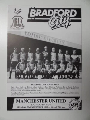 BRADFORD v MANCEHSTER UTD | FA YOUTH CUP R2 | 1993/1994 | 22 NOV 1993 | FREEPOST - Image 1 of 3
