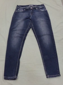 Reign Denim Stretch Blue Jeans Tapered Leg Womens Size 14 ~ EUC - Picture 1 of 3