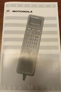 Vintage MOTOROLA GOLD SERIES  Cell Phone - USER MANUAL 1997 GOOD CONDITION