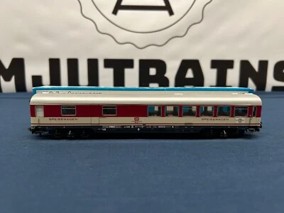 Marklin HO DB Express Dining Passenger Car w/ Lights 4054 - Image 1 of 4