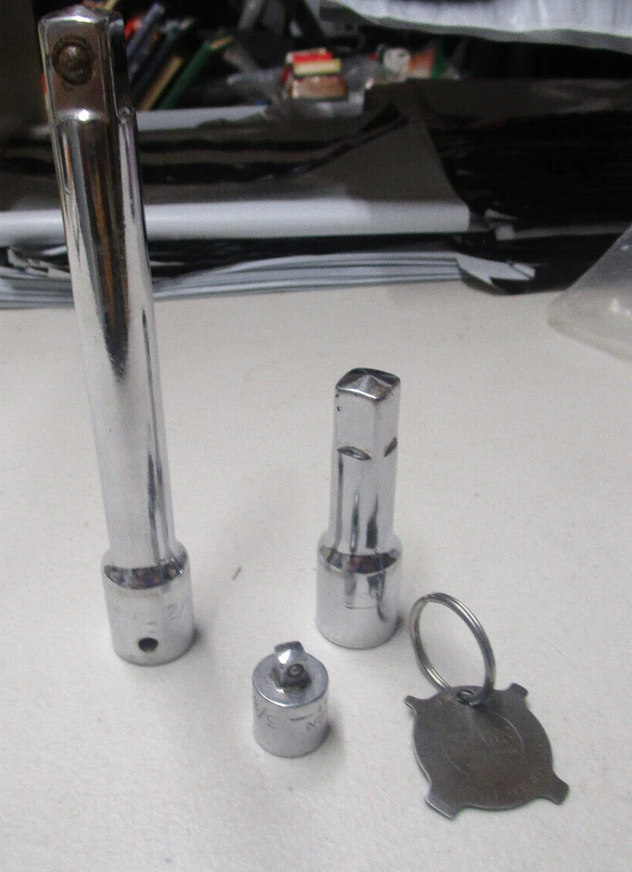 Craftsman Tool Lot 4 Piece 1/2" Drive 6" Extension 3/8" to 1/4" Adapter - Image 1 of 2