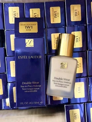 Estee Lauder Double Wear Stay-in-Place Makeup Foundation 1OZ/ 30 ML 1W1 Bone NIB - Image 1 of 4