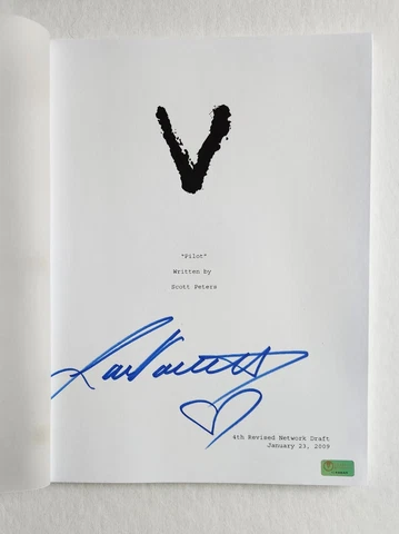 Laura Vandervoort Signed V Script Celebrity Authentics COA Cover