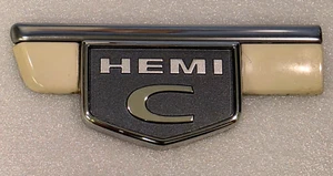 2005-2007 Chrysler 300C Driver Front Door Emblem - Bild 1 von 9