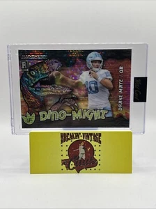 Wild Card Alumination Drake Maye Dino-Might Black Raptor RC #1/1 2023 - Imagen 1 de 4