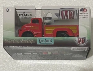 Camioneta M2 Machines 1958 Dodge Coe, roja, dorada edición especial 1:64 - Imagen 1 de 3