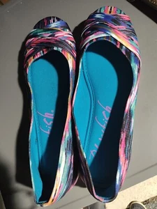 Blowfish Malibu Size 11  Shoes Womens Slip On Flats Fabric Multi Colored  - Picture 1 of 3
