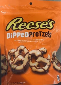 Reese's Dipped Peanut Butter & Milk Chocolate Pretzels 8.5 Oz Bag - Picture 1 of 2