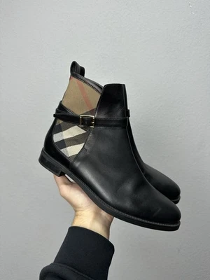 Burberry Women’s Richardson Bridle Nova Check Leather Boots Shoes US 9 EUR 39 - Image 1 of 4